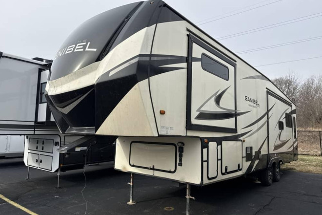 2022 Sanibel SNF3102RSWB